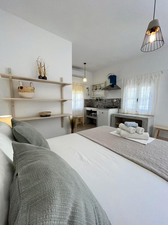 Lithea Villas And Studios By The Sea Agios Petros (Alonissos) Exterior foto